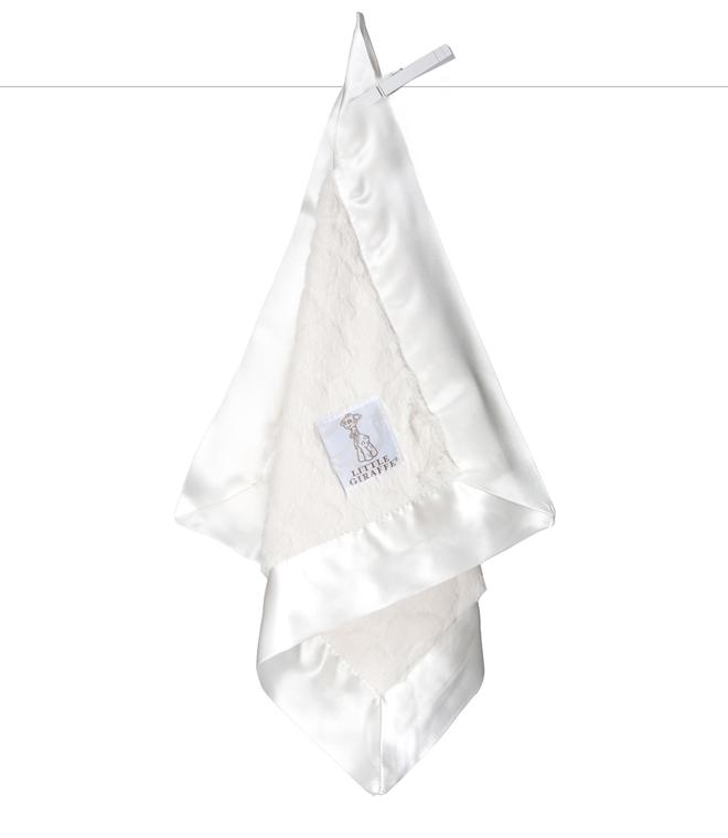 Luxe™ Embossed Giraffe Blanky