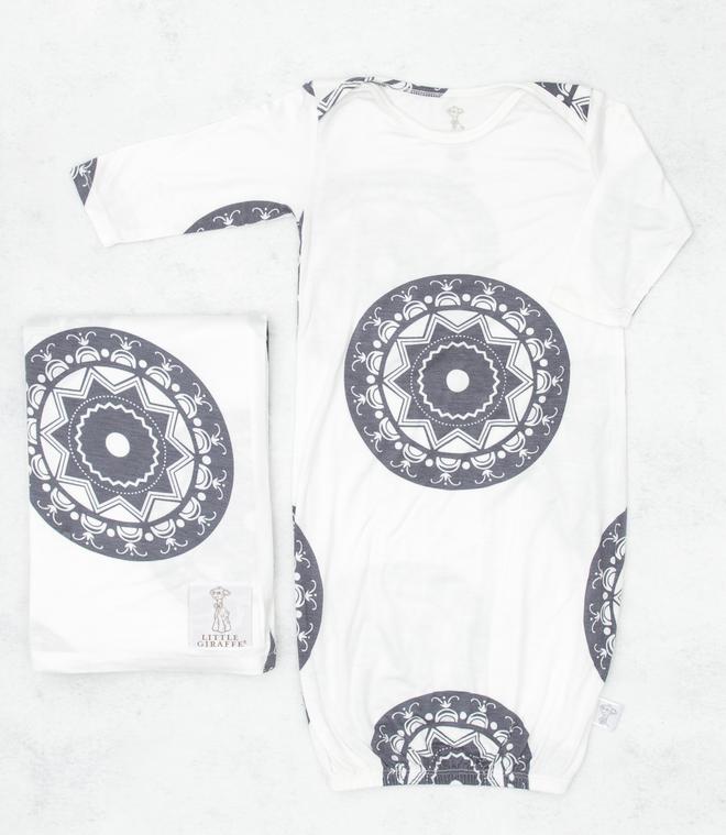Airie™ Compass Gown + Baby Blanket